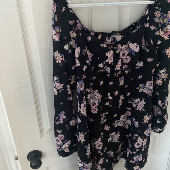 As U Wish Long sleeve light floral dress size large - Picture 2 of 2